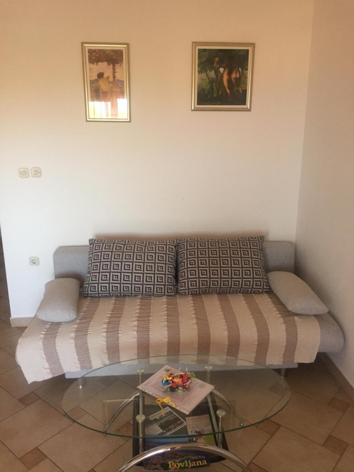 Apartments Vidovic Povljana Kamer foto